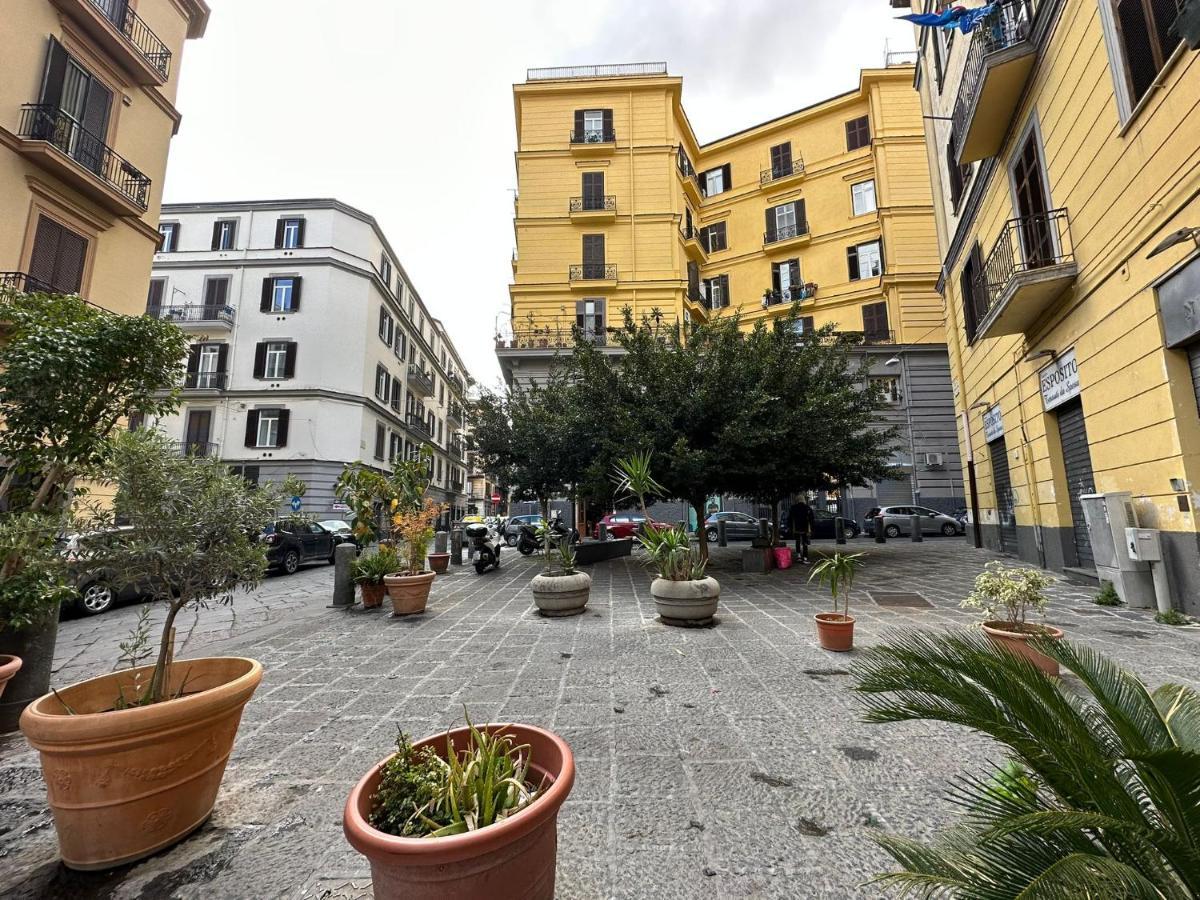 Flowers House Casa Vacanze Napoli Eksteriør billede
