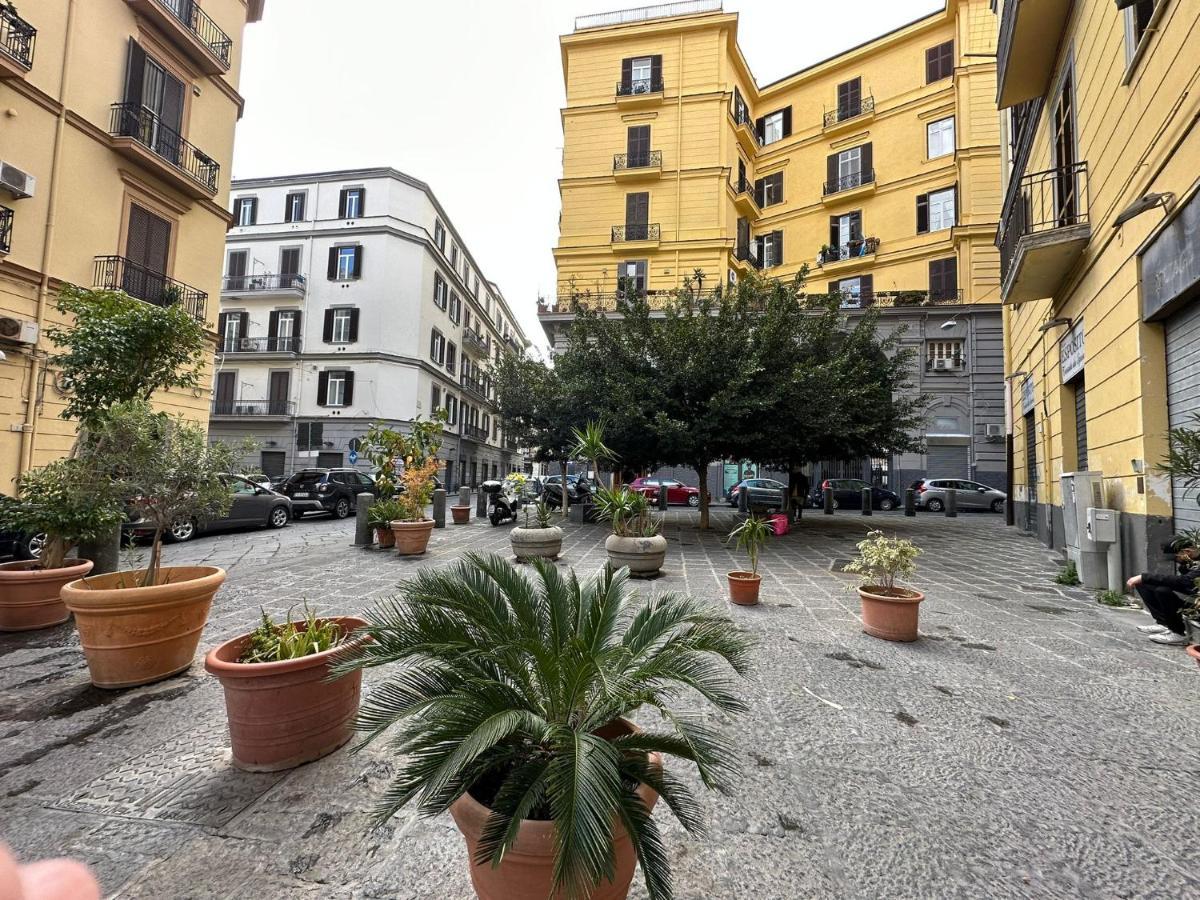 Flowers House Casa Vacanze Napoli Eksteriør billede